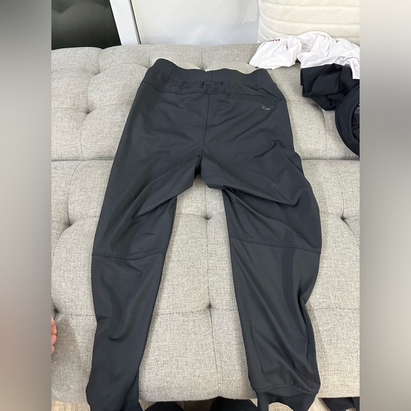 Golf Joggers - Picture 3 of 3